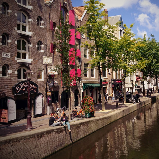 amsterdam layover perfetto packlink