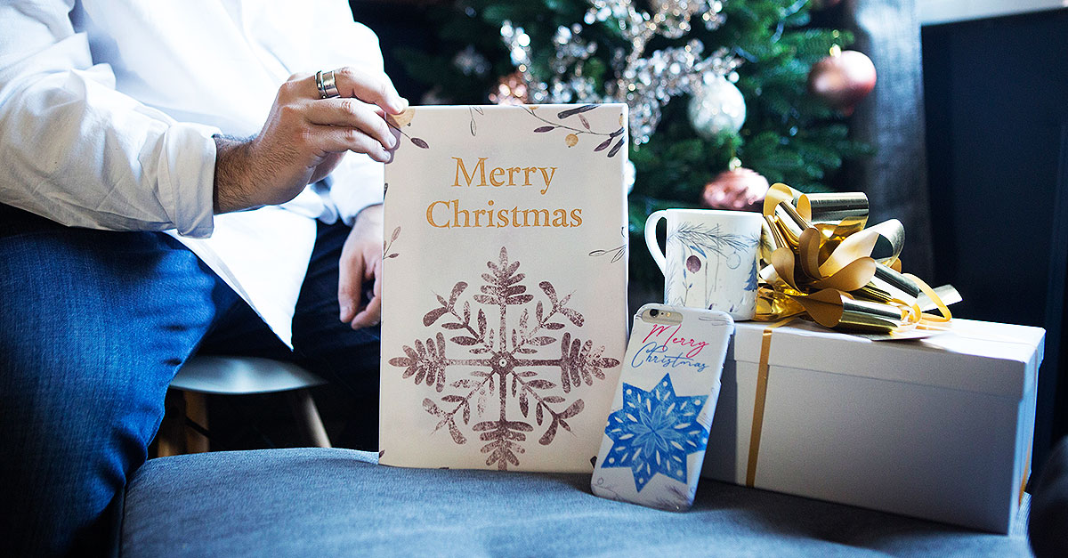 Quest'anno crea i tuoi regali di Natale personalizzati per ispirare un sorriso e dimostrare quanto ci tieni ai tuoi amici o familiari