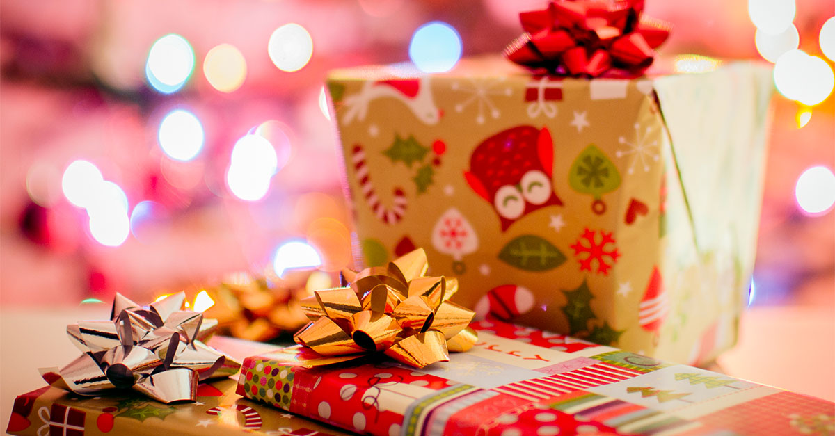 Il regalo perfetto di Natale oggi è un regalo elettronico. Ecco qualche suggerimento di idee regalo tecnologiche per lui e per lei, in base a gusti e hobby.